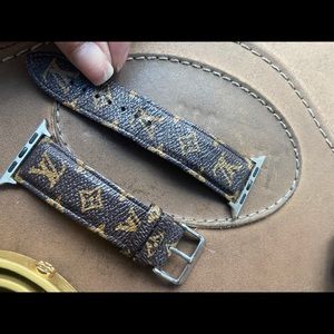 Apple Watch band  this is real.  Paid $160